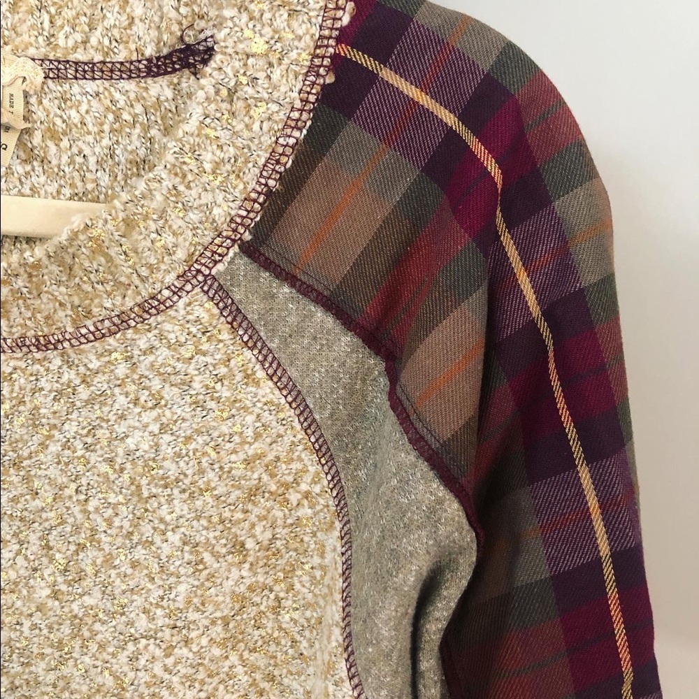 Gimmicks by BKE Plaid Fashion Pullover